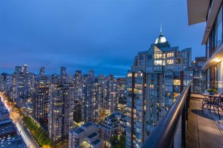 Photo 3: 3001 928 HOMER Street in Vancouver: Yaletown Condo for sale in "YALETOWN PARK 1" (Vancouver West)  : MLS®# R2387487