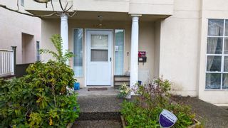 Photo 2: 4538 SLOCAN Street in Vancouver: Collingwood VE House for sale (Vancouver East)  : MLS®# R2878167