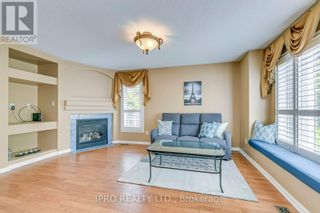 Photo 7: 2251 KENNETH CRESCENT in Burlington: House for sale : MLS®# W8455684