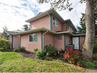Photo 1: 3700 Gordon Head Rd in VICTORIA: SE Mt Tolmie Half Duplex for sale (Saanich East)  : MLS®# 685206