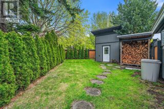 Photo 26: 1804 Richardson St in Victoria: House for sale : MLS®# 960197