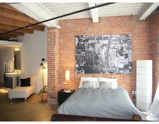 Photo 3: 202 55 E CORDOVA Street in Vancouver: Downtown VE Condo for sale in "KORET LOFTS." (Vancouver East)  : MLS®# V711578