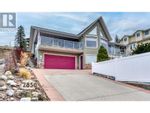 Main Photo: 2850 Evergreen Drive in Penticton: House for sale : MLS®# 10310486