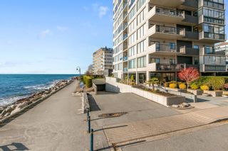Photo 4: 7E 111 18TH Street in West Vancouver: Ambleside Condo for sale in "SEAWALK PLACE" : MLS®# R2756448