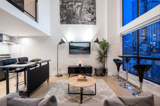Photo 3: 420 933 SEYMOUR Street in Vancouver: Downtown VW Condo for sale in "THE SPOT" (Vancouver West)  : MLS®# R2863962