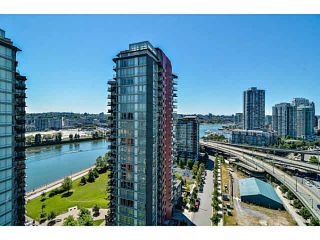 Photo 9: 2005 33 SMITHE Street in Vancouver: Yaletown Condo for sale in "Coopers Lookout" (Vancouver West)  : MLS®# V1075004