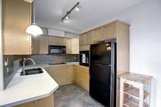 Photo 3: 218 3111 34 Avenue NW in Calgary: Varsity Apartment for sale : MLS®# A1214029