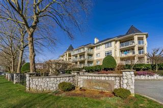 Photo 1: 312 20125 55A Avenue in Langley: Langley City Condo for sale in "Blackberry Lane 2" : MLS®# R2755508