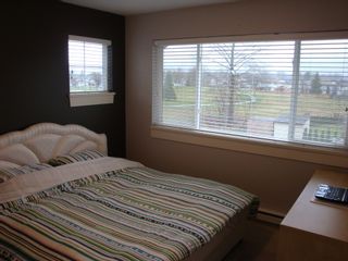 Photo 8: 2 22571 Westminster Hwy in Residences On The Park: Hamilton Home for sale () 