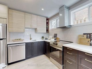 Photo 8: 291 Harvie Avenue in Toronto: Caledonia-Fairbank House (1 1/2 Storey) for sale (Toronto W03)  : MLS®# W8245578