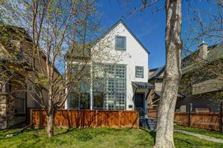 Main Photo: 1 2322 2 Avenue NW in Calgary: West Hillhurst Row/Townhouse for sale : MLS®# A2133335