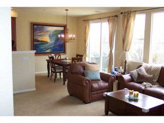 Photo 8: SAN MARCOS Residential for sale : 3 bedrooms : 972 Pearleaf Ct