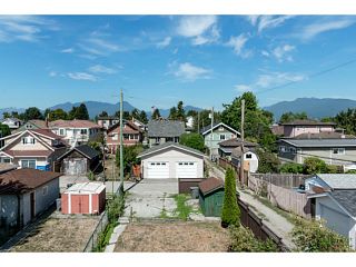 Photo 5: 3187 VENABLES Street in Vancouver: Renfrew VE House for sale (Vancouver East)  : MLS®# V1140803