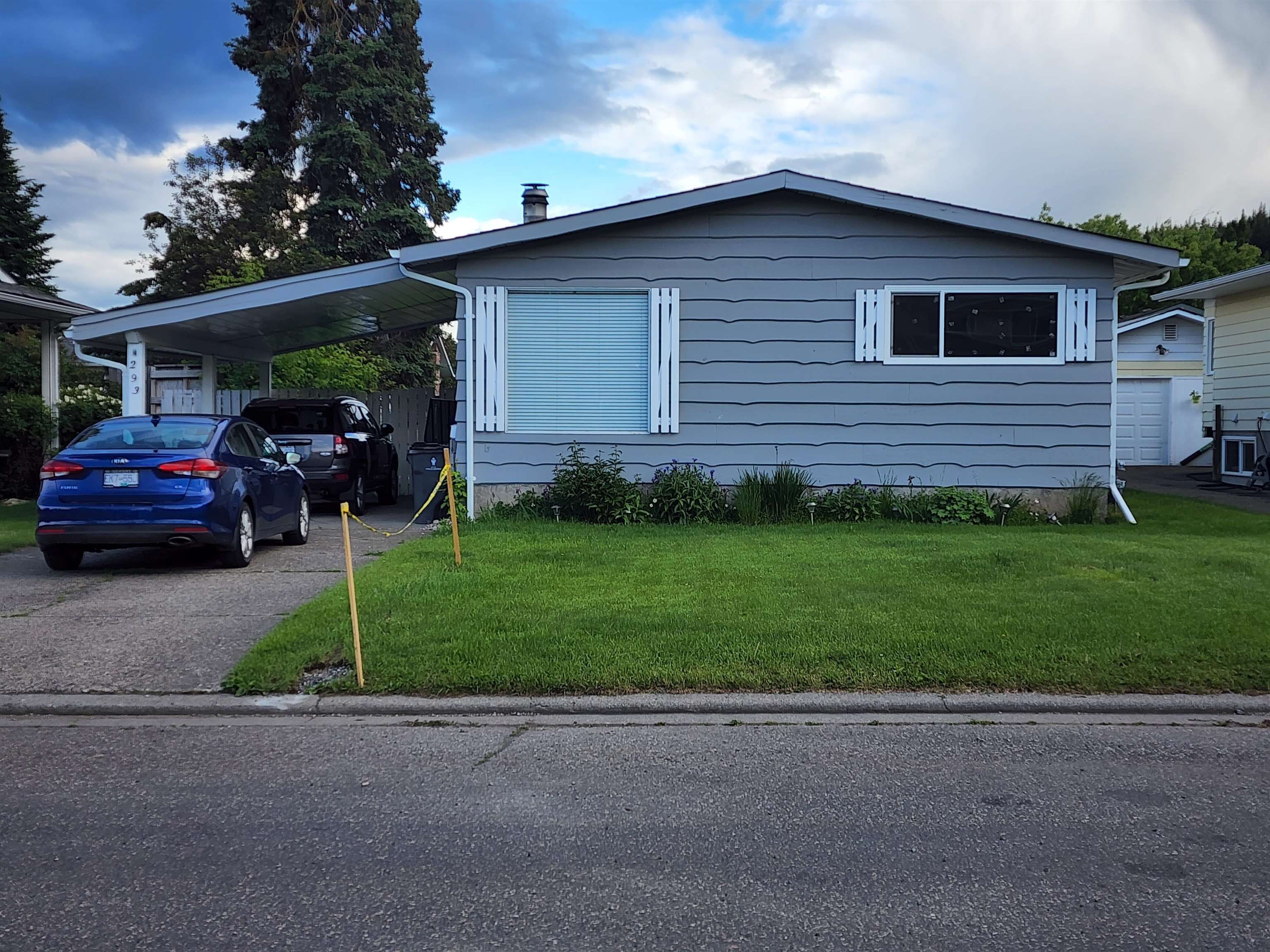 Main Photo: 293 MORAN Crescent in Prince George: Heritage House for sale (PG City West)  : MLS®# R2703340