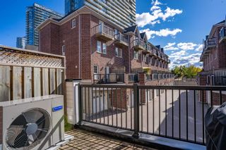 Photo 16: 119A The Queensway in Toronto: High Park-Swansea Condo for sale (Toronto W01)  : MLS®# W5406511