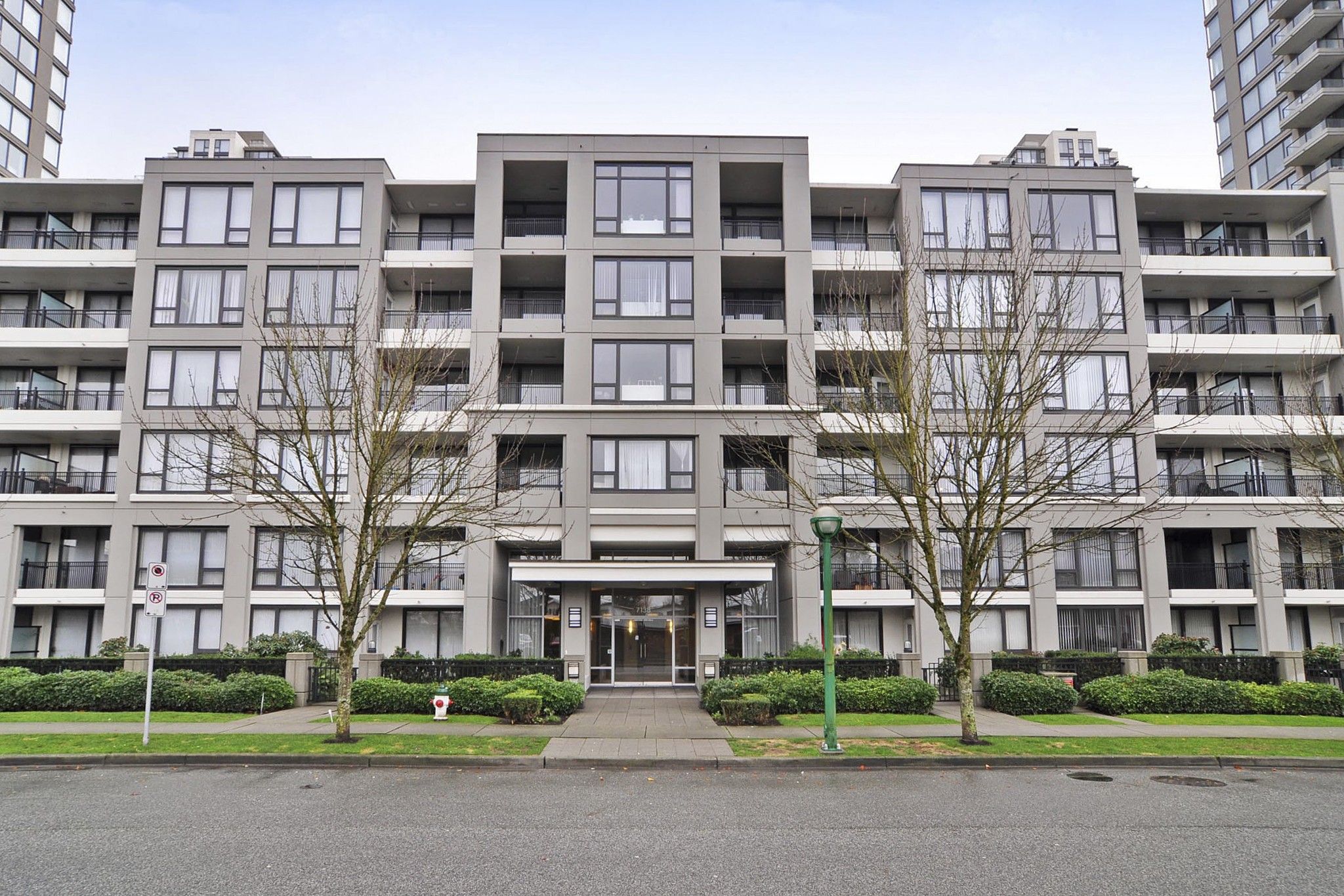 Main Photo: 312 7138 COLLIER Street in Burnaby: Highgate Condo for sale in "STANDFORD HOUSE" (Burnaby South)  : MLS®# R2224760