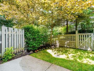 Photo 3: 19 2200 PANORAMA Drive in Port Moody: Heritage Woods PM Townhouse for sale in "Quest" : MLS®# R2593593