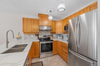 Photo 3: 201 1428 PARKWAY Boulevard in Coquitlam: Westwood Plateau Condo for sale in "MONTREAUX" : MLS®# R2812299