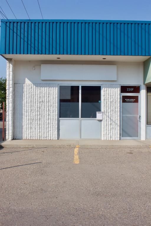 Main Photo: F 220 12A Street N: Lethbridge Office for lease : MLS®# A1257929