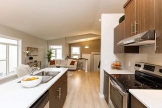 Photo 4: 204 MCCRINDLE Bay in Winnipeg: House for sale : MLS®# 202307065