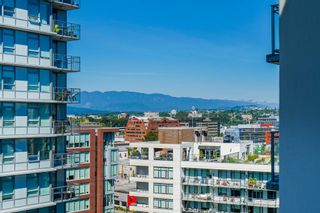 Photo 13: 1510 111 E 1ST Avenue in Vancouver: Mount Pleasant VE Condo for sale in "BLOCK 100" (Vancouver East)  : MLS®# R2607097