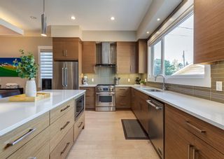 Photo 14: 422 22 Avenue NE in Calgary: Winston Heights/Mountview Semi Detached (Half Duplex) for sale : MLS®# A1258691