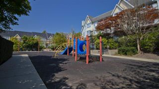 Photo 14: 215 6833 VILLAGE Green in Burnaby: Highgate Condo for sale in "Carmel" (Burnaby South)  : MLS®# R2293962