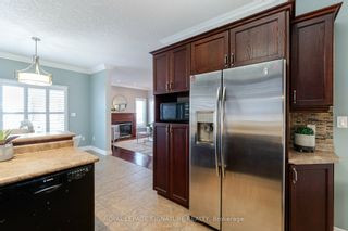 Photo 12: 423 Sauve Crescent in Waterloo: House (2-Storey) for sale : MLS®# X8052156