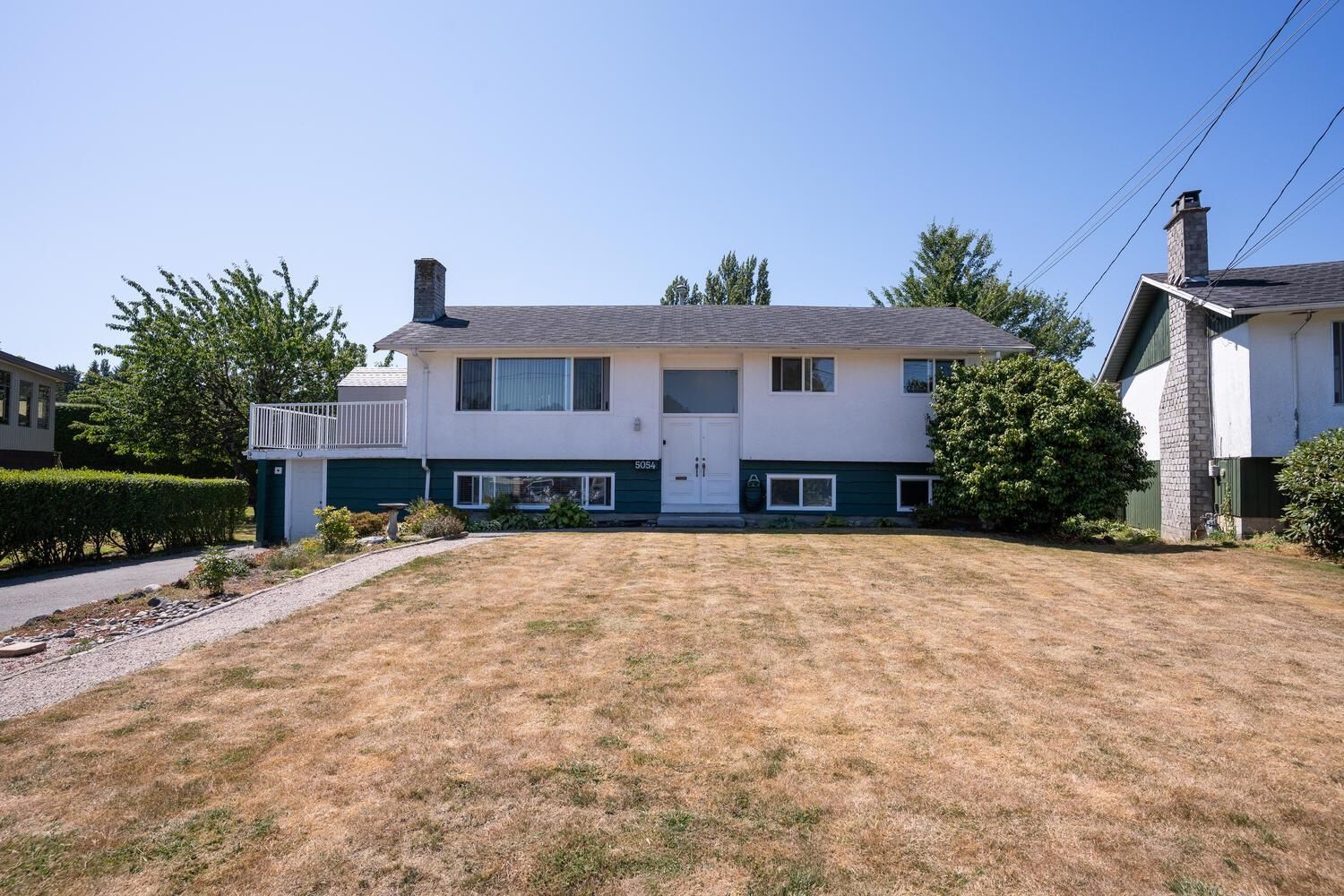 Main Photo: 5054 MASSEY Drive in Delta: Ladner Elementary House for sale (Ladner)  : MLS®# R2803830