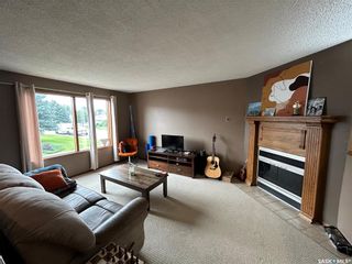 Photo 2: 101 610 PEREHUDOFF Crescent in Saskatoon: Erindale Residential for sale : MLS®# SK941424