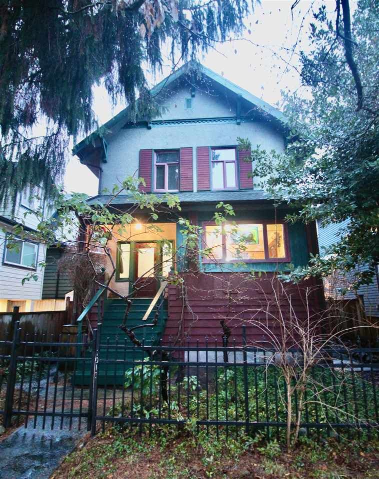FEATURED LISTING: 1017 13TH Avenue East Vancouver