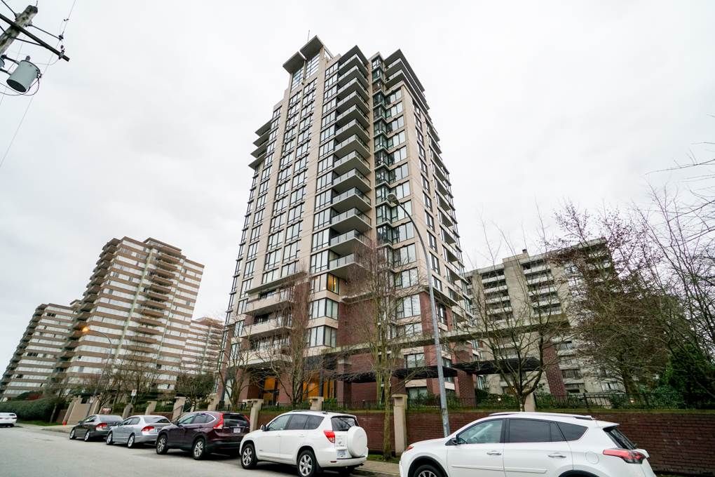 Main Photo: 903 720 HAMILTON Street in New Westminster: Uptown NW Condo for sale in "GENERATIONS" : MLS®# R2335994