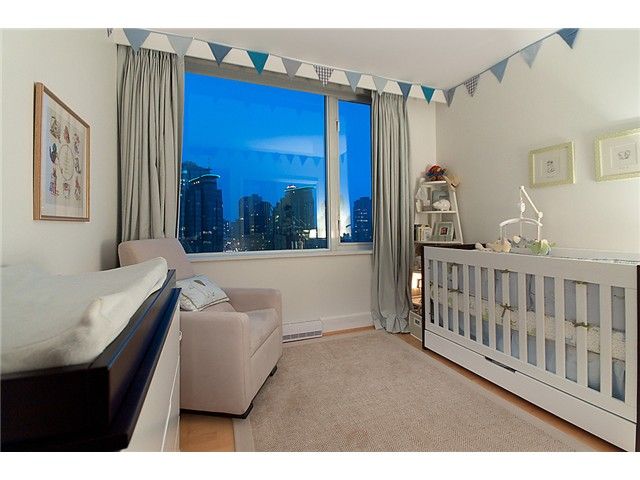 Photo 9: Photos: 1904 323 Jervis Street in Vancouver: Coal Harbour Condo for sale (Vancouver West)  : MLS®# V863985