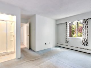 Photo 19: 307 2255 YORK Avenue in Vancouver: Kitsilano Condo for sale in "THE BEACH HOUSE" (Vancouver West)  : MLS®# R2881730