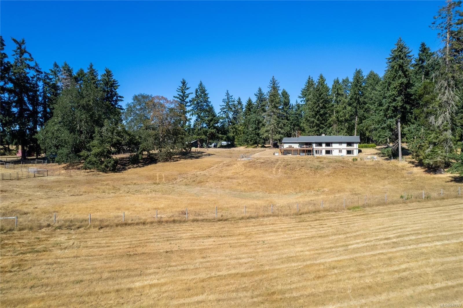 Main Photo: 2632 Northwest Bay Rd in Nanoose Bay: PQ Nanoose House for sale (Parksville/Qualicum)  : MLS®# 940377