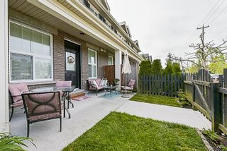 Photo 4: 34 20831 70 Avenue in Langley: Willoughby Heights Townhouse for sale in "Radius" : MLS®# R2164306