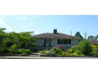 Photo 1: 5743 DOLPHIN Street in Sechelt: Sechelt District House for sale (Sunshine Coast)  : MLS®# V1130930
