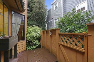 Photo 12: 204 W 4TH Street in North Vancouver: Lower Lonsdale Townhouse for sale in "Chesterfield West" : MLS®# R2337453