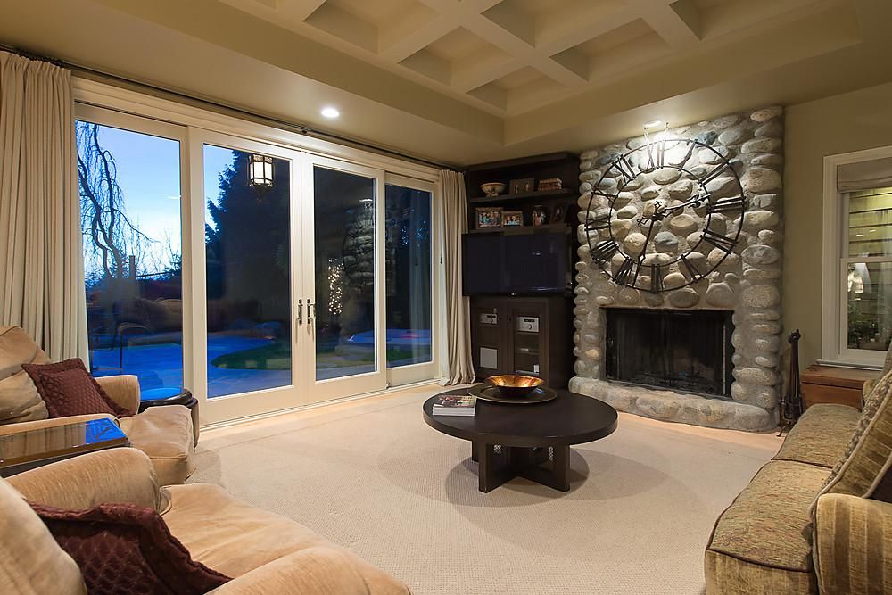 Photo 19: Photos: 4010 Sunset Boulevard in North Vancouver: Canyon Heights NV House for sale : MLS®# R2019123