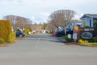Photo 1: 26 7401 Central Saanich Rd in Central Saanich: CS Hawthorne Manufactured Home for sale : MLS®# 867488