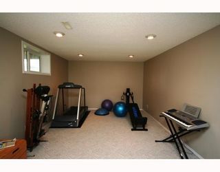 Photo 17: 856 Scimitar Bay NW in CALGARY: Scenic Acres Residential Detached Single Family for sale (Calgary)  : MLS®# C3379252