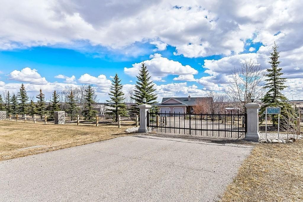 Main Photo: 387236 6 Street W: Rural Foothills County Detached for sale : MLS®# C4239630