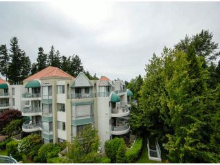 Photo 11: 403 1765 MARTIN Drive in Surrey: Sunnyside Park Surrey Condo for sale in "SOUTHWYND" (South Surrey White Rock)  : MLS®# F1415442