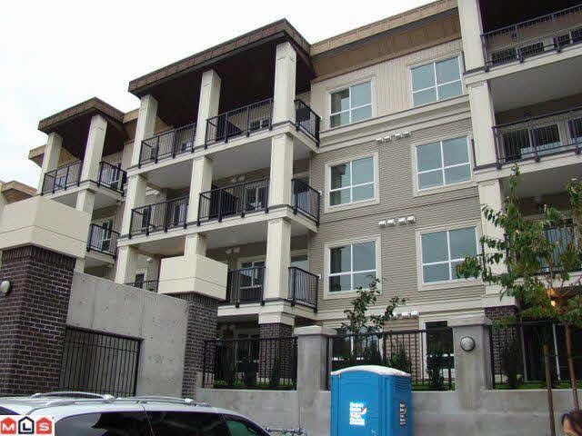 Main Photo: 102 9655 KING GEORGE Boulevard in Surrey: Whalley Condo for sale (North Surrey)  : MLS®# R2125024