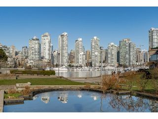 Photo 2: 314 518 MOBERLY Road in Vancouver: False Creek Condo for sale in "NEWPORT QUAY" (Vancouver West)  : MLS®# R2437240