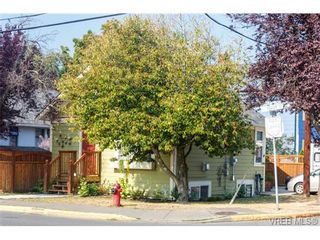 Photo 2: 478 Fraser St in VICTORIA: Es Saxe Point House for sale (Esquimalt)  : MLS®# 710228