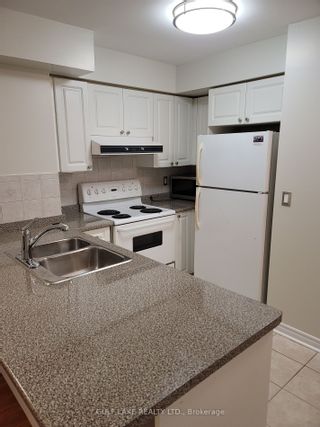 Photo 2: 505 33 Elm Drive in Mississauga: City Centre Condo for lease : MLS®# W8214242