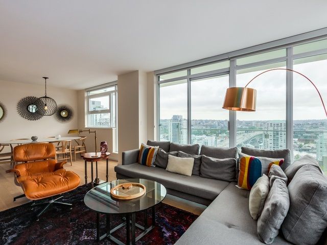 Main Photo: 2008 1351 CONTINENTAL Street in Vancouver: Downtown VW Condo for sale in "MADDOX DOWNTOWN" (Vancouver West)  : MLS®# R2000387