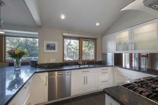 Photo 11: 4170 RIPPLE Road in West Vancouver: Bayridge House for sale : MLS®# R2531312