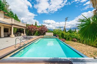 Photo 3: 1069 GROVELAND Road in West Vancouver: British Properties House for sale : MLS®# R2800295
